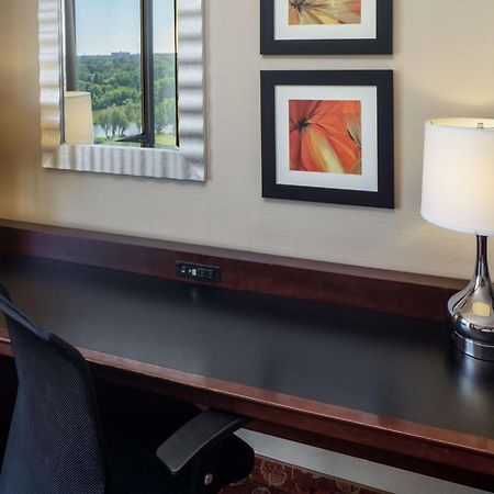 Doubletree By Hilton Cherry Hill Philadelphia Exterior photo