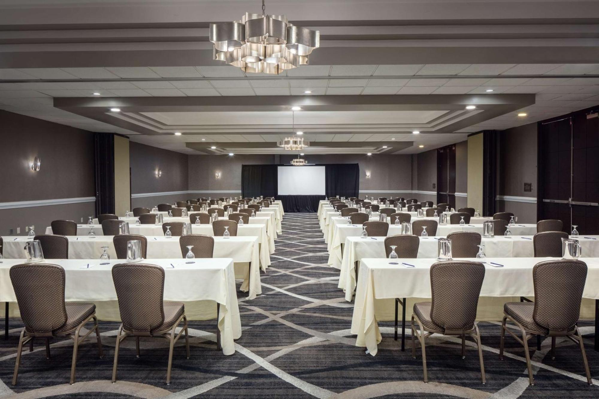 Doubletree By Hilton Cherry Hill Philadelphia Exterior photo